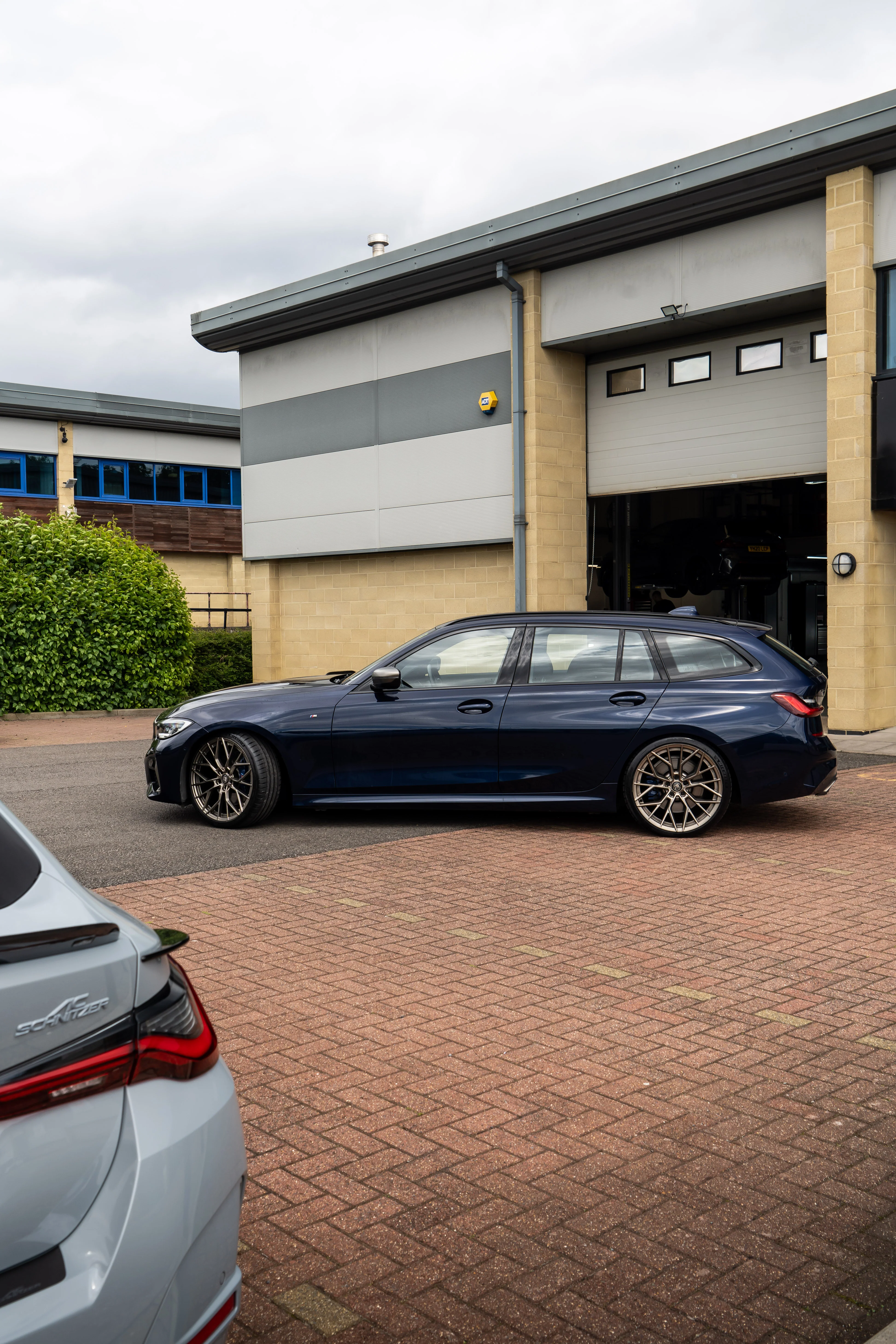 BMW 3 Series G20 G21 M-W3 20" Neodyme Gold Motech Wheel - Image 12