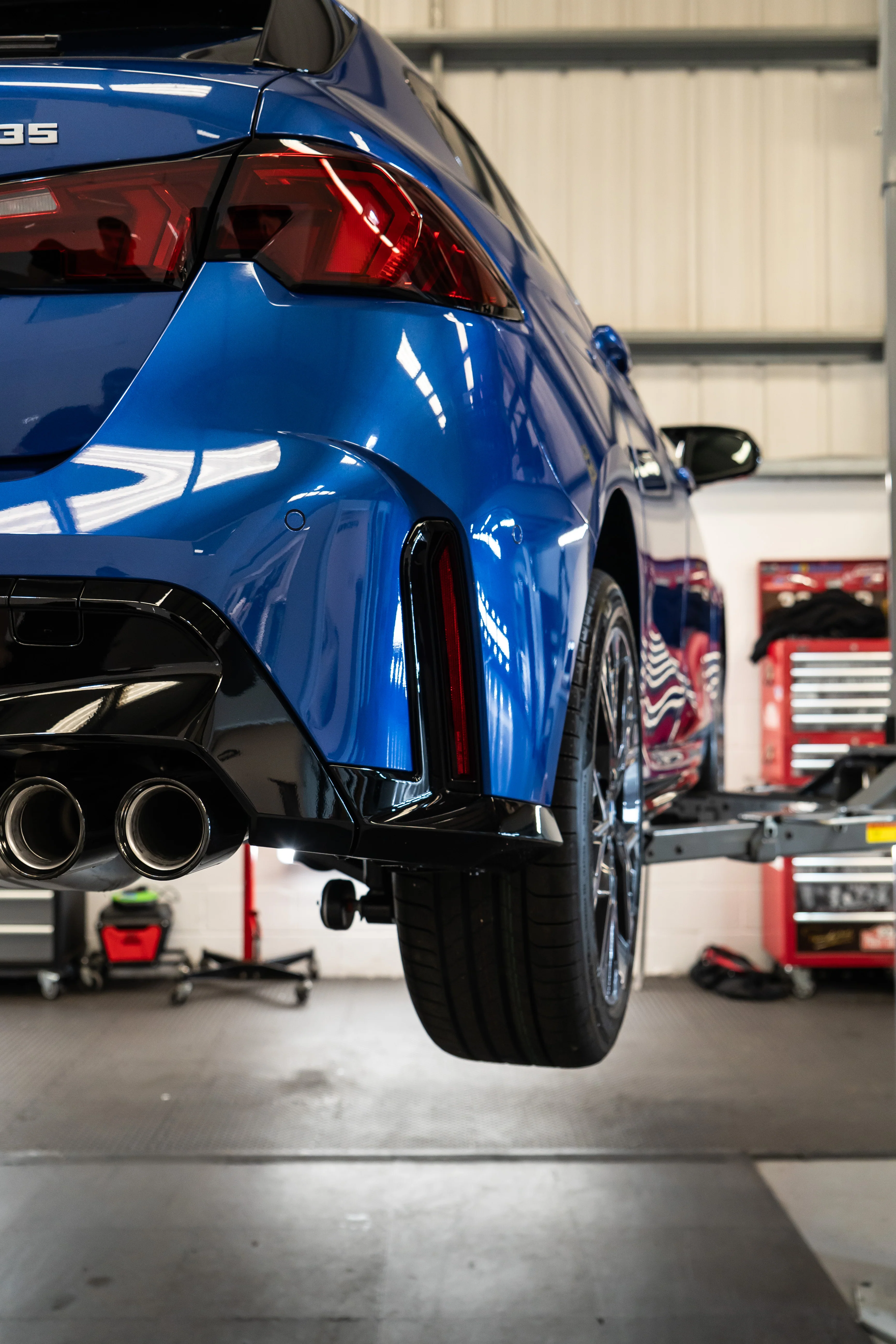 BMW F70 M135 Gloss Black Honeycomb Rear Reflector Delete - Image 2