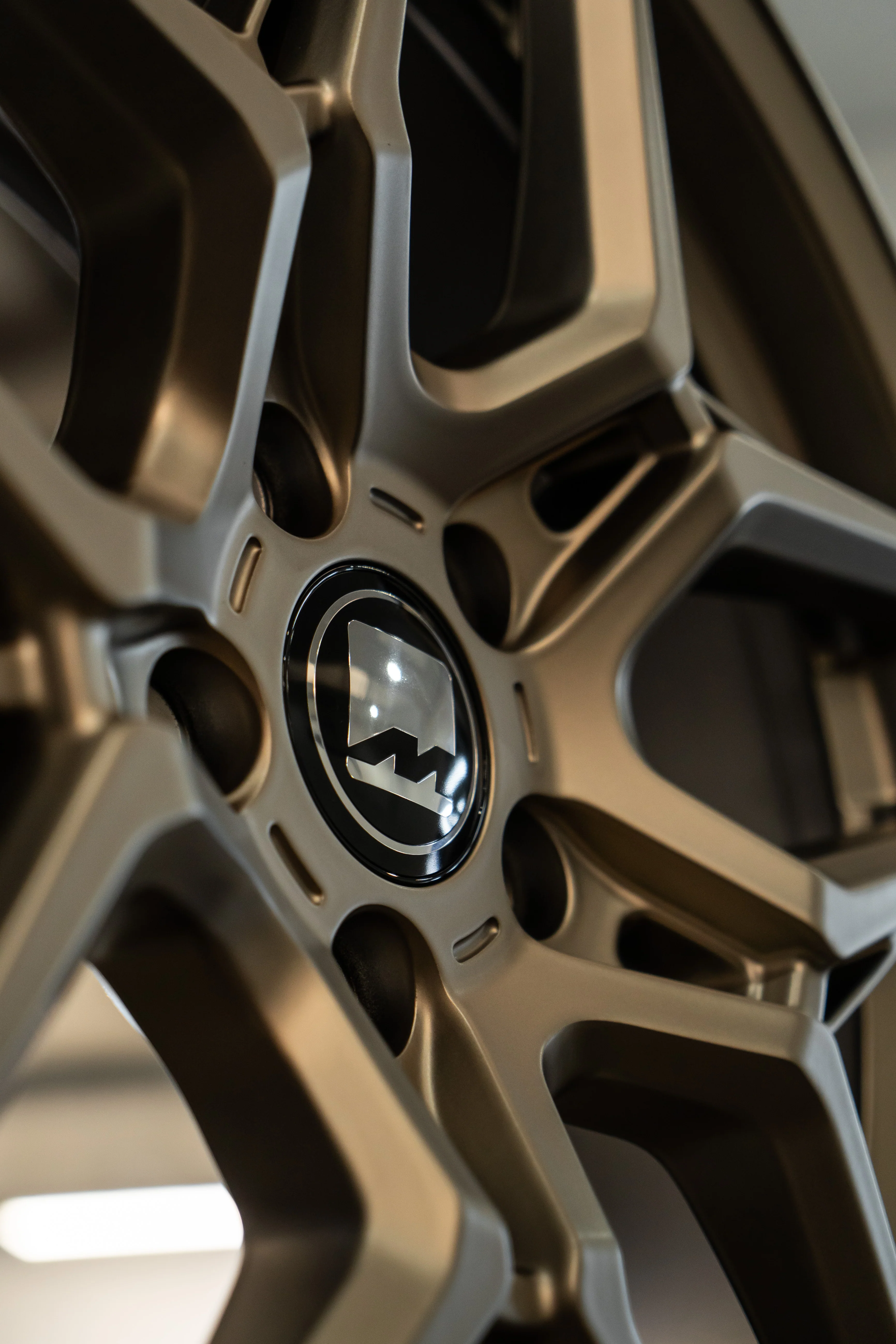 BMW G42 M-W1 19" Neodyme Gold Wheels - Image 5