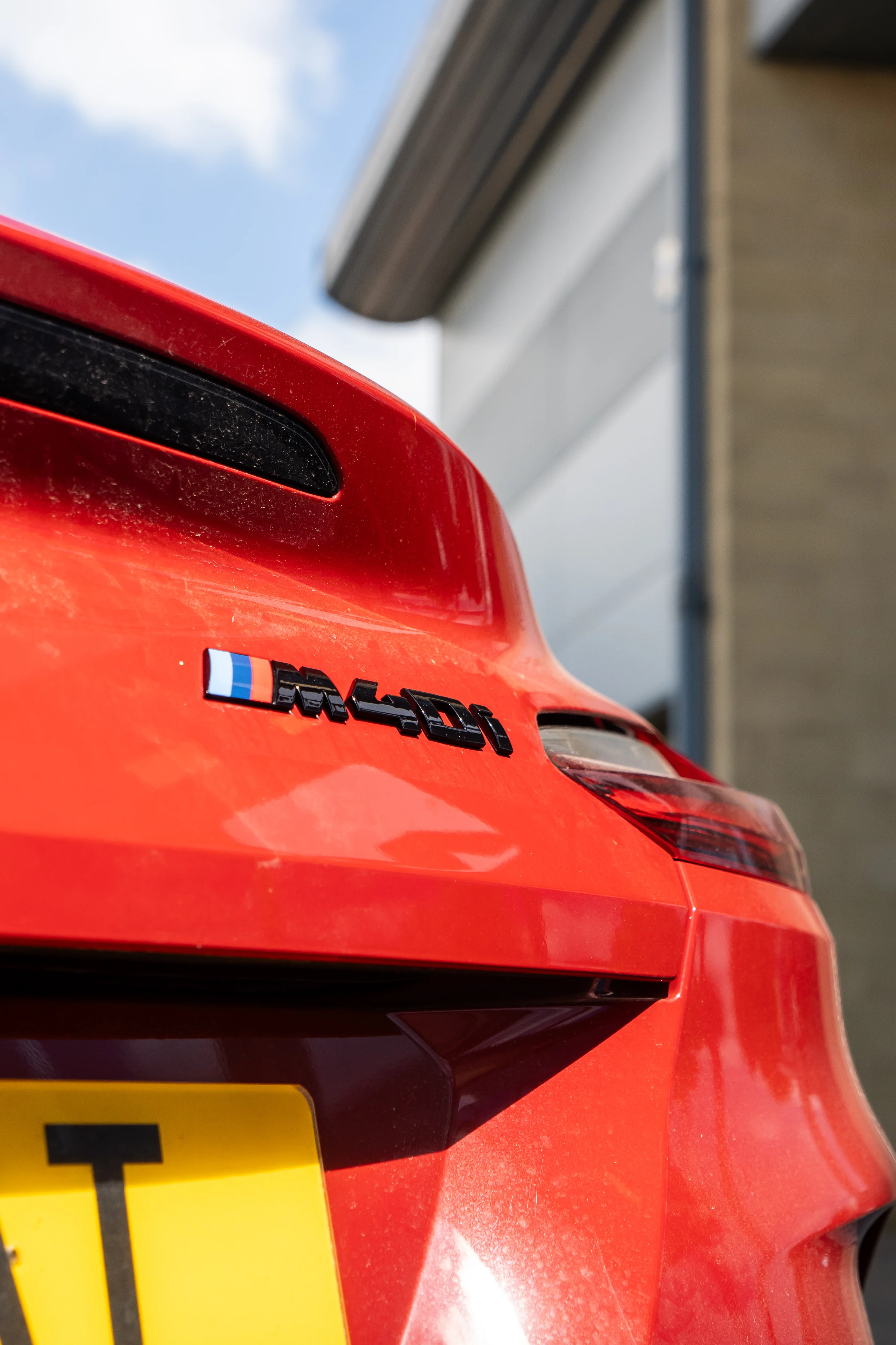 BMW Genuine Gloss Black M40i Badge - Image 3