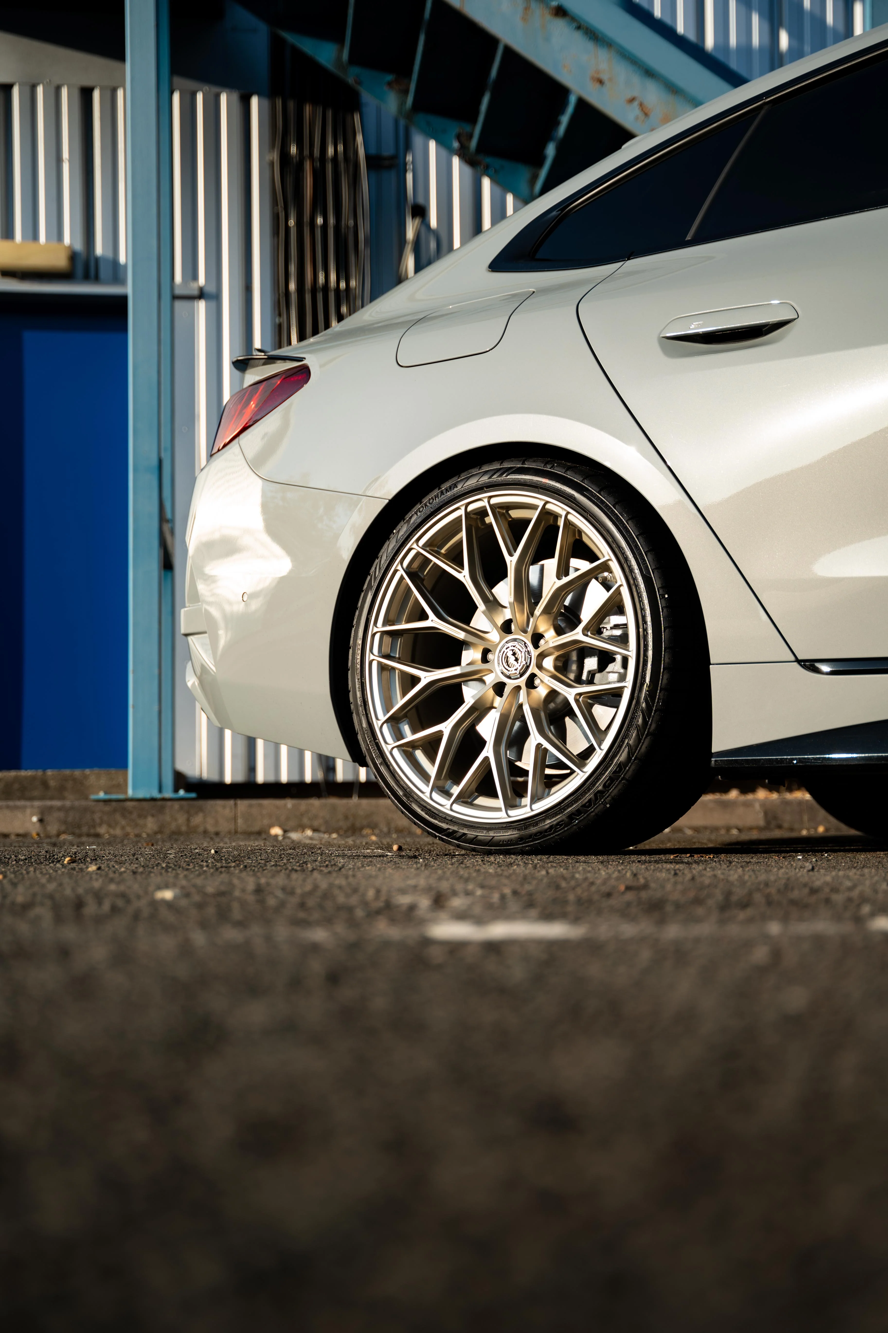 BMW i4 M-WX 20" Frozen Gold Motech Wheel - Image 18