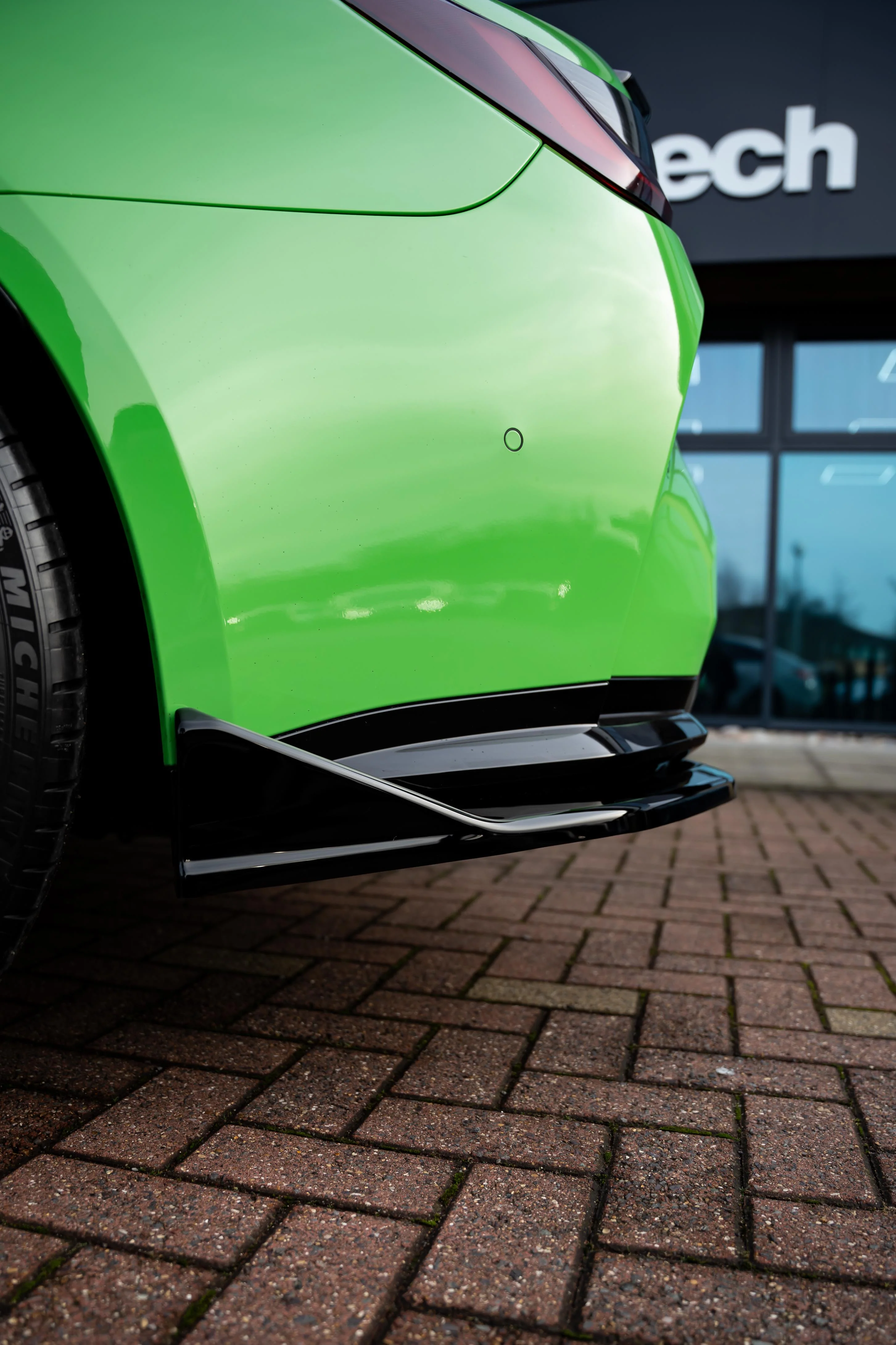 BMW M4 G82 Maxton Design Rear Side Splitters