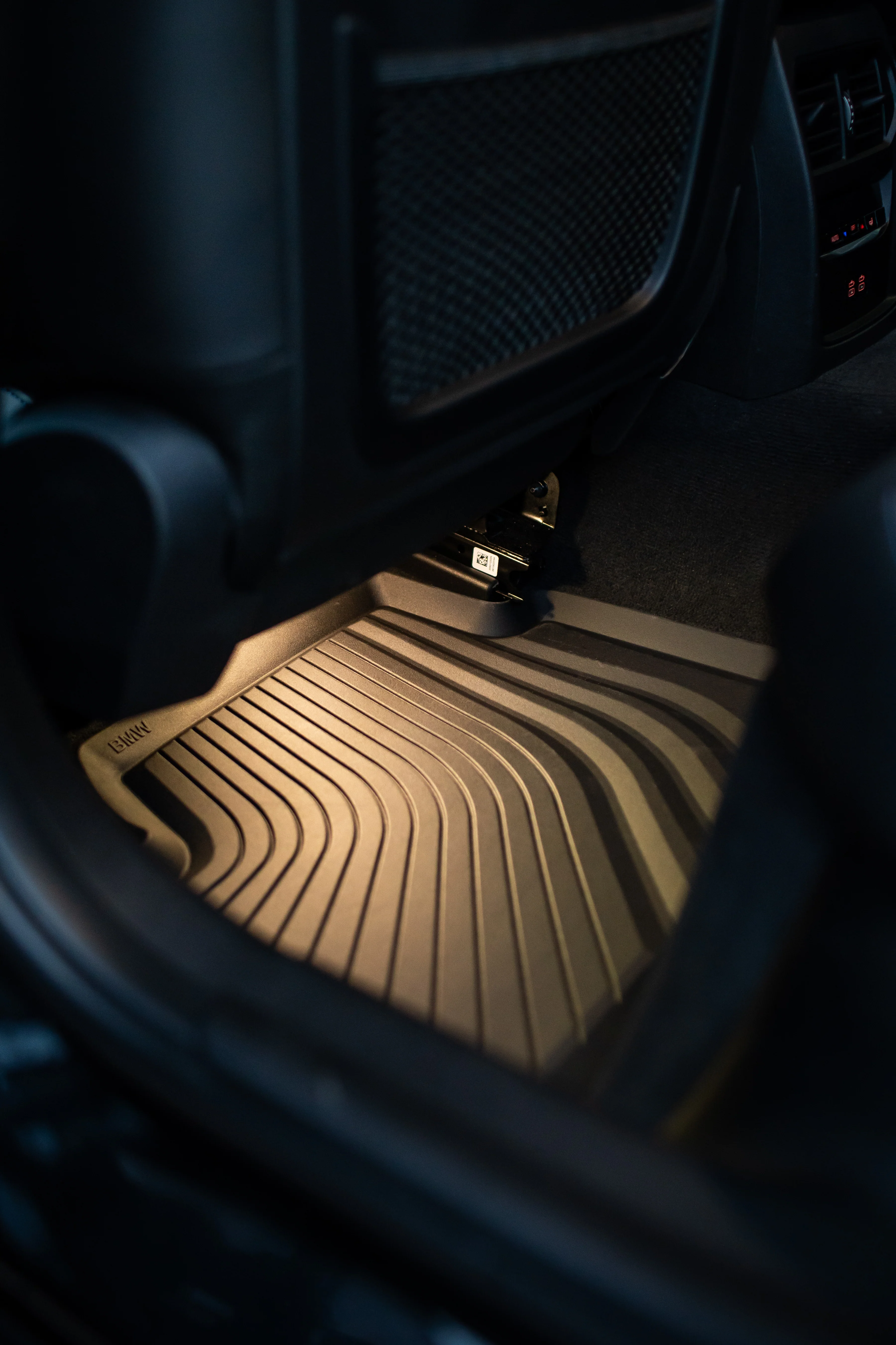 G20/21 Genuine BMW Rubber Car Mats - Image 10