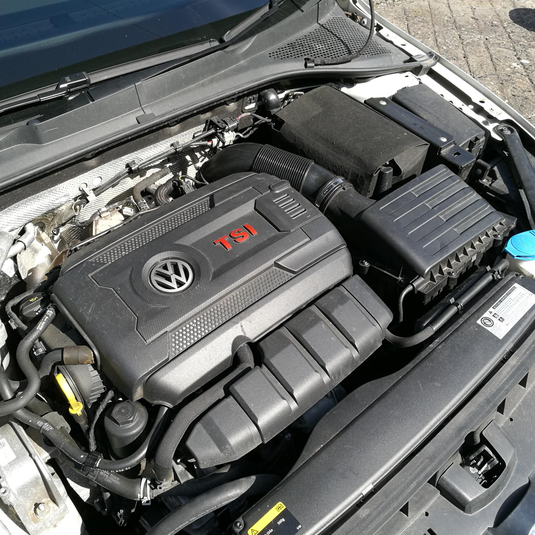 Performance Foam Induction Kit for 2.0 TSI MQB VAG - Black Hose - Image 3