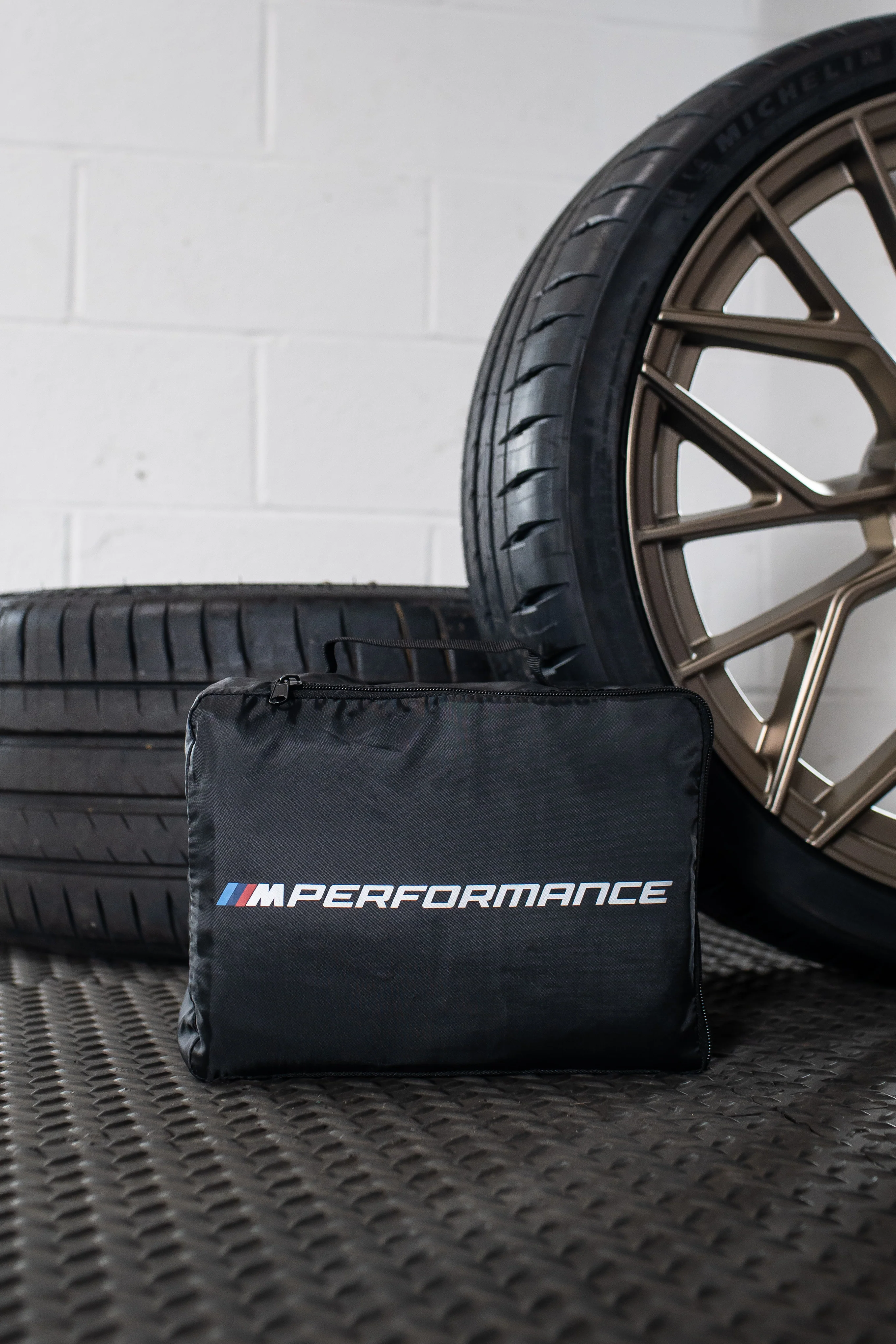 M Performance Wheel & Tyre Bags - Image 2