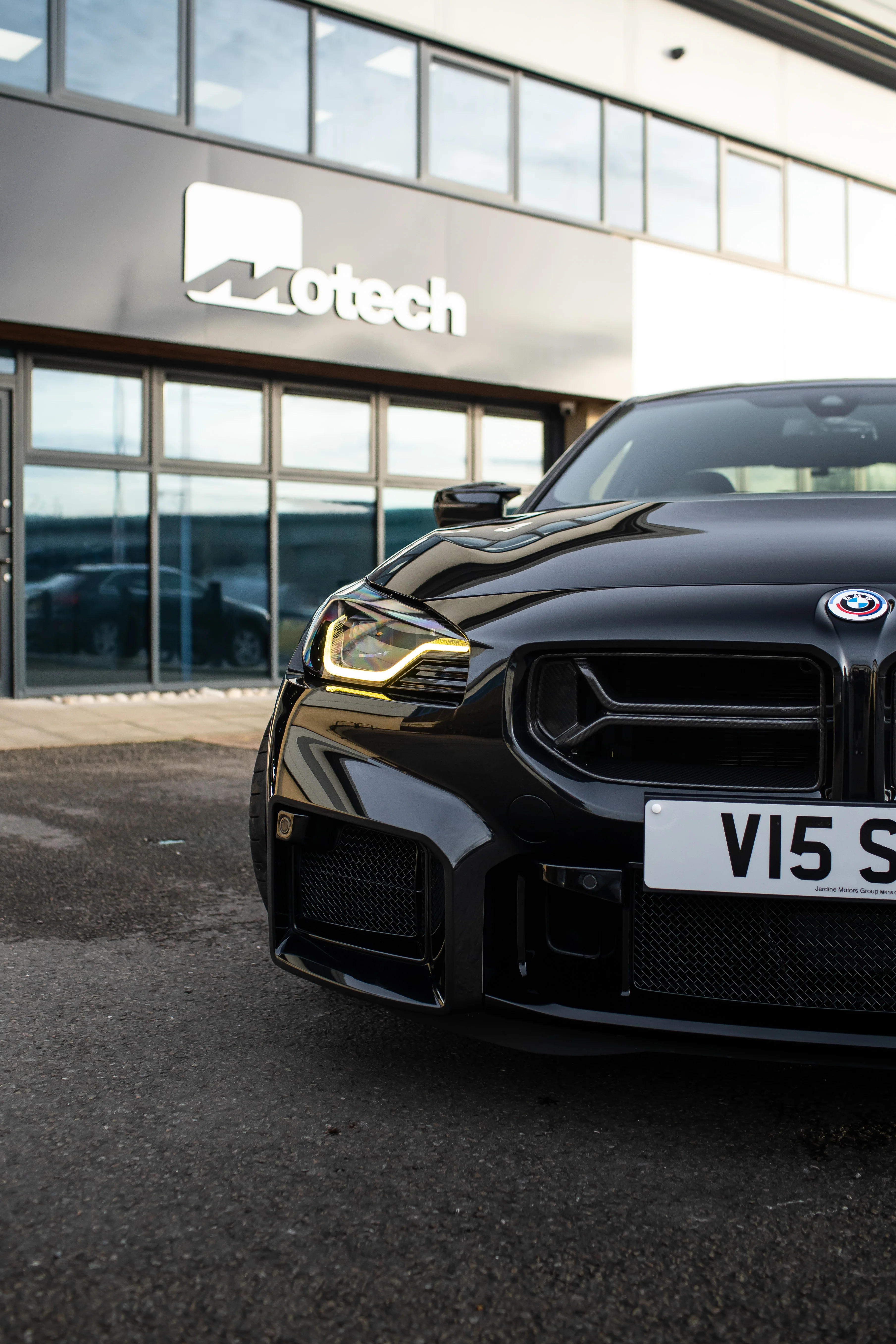 BMW G87 M2 Carbon Kidney Grilles