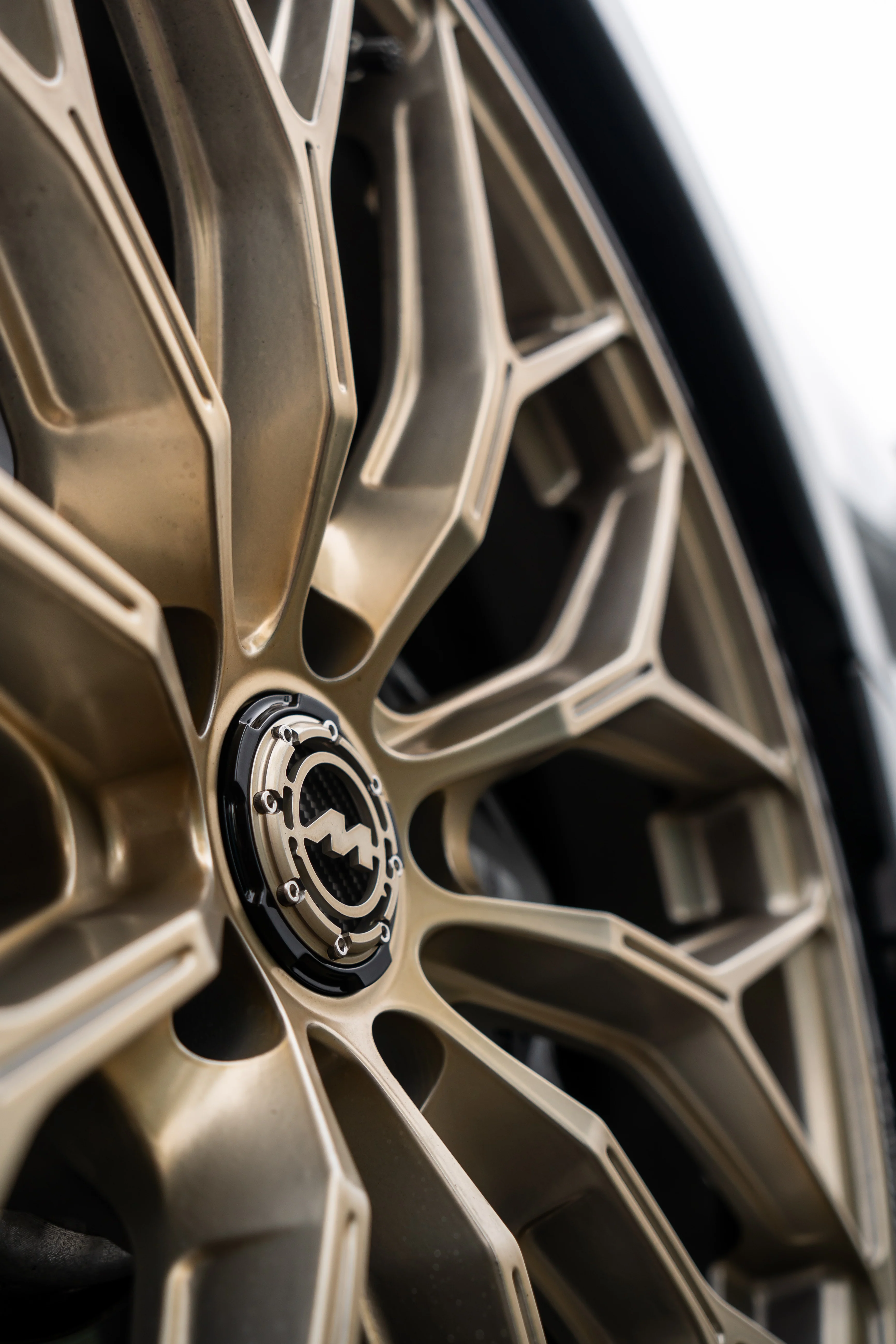M4 G82 M-WX 20 / 21" Frozen Gold Motech Wheel - Image 4