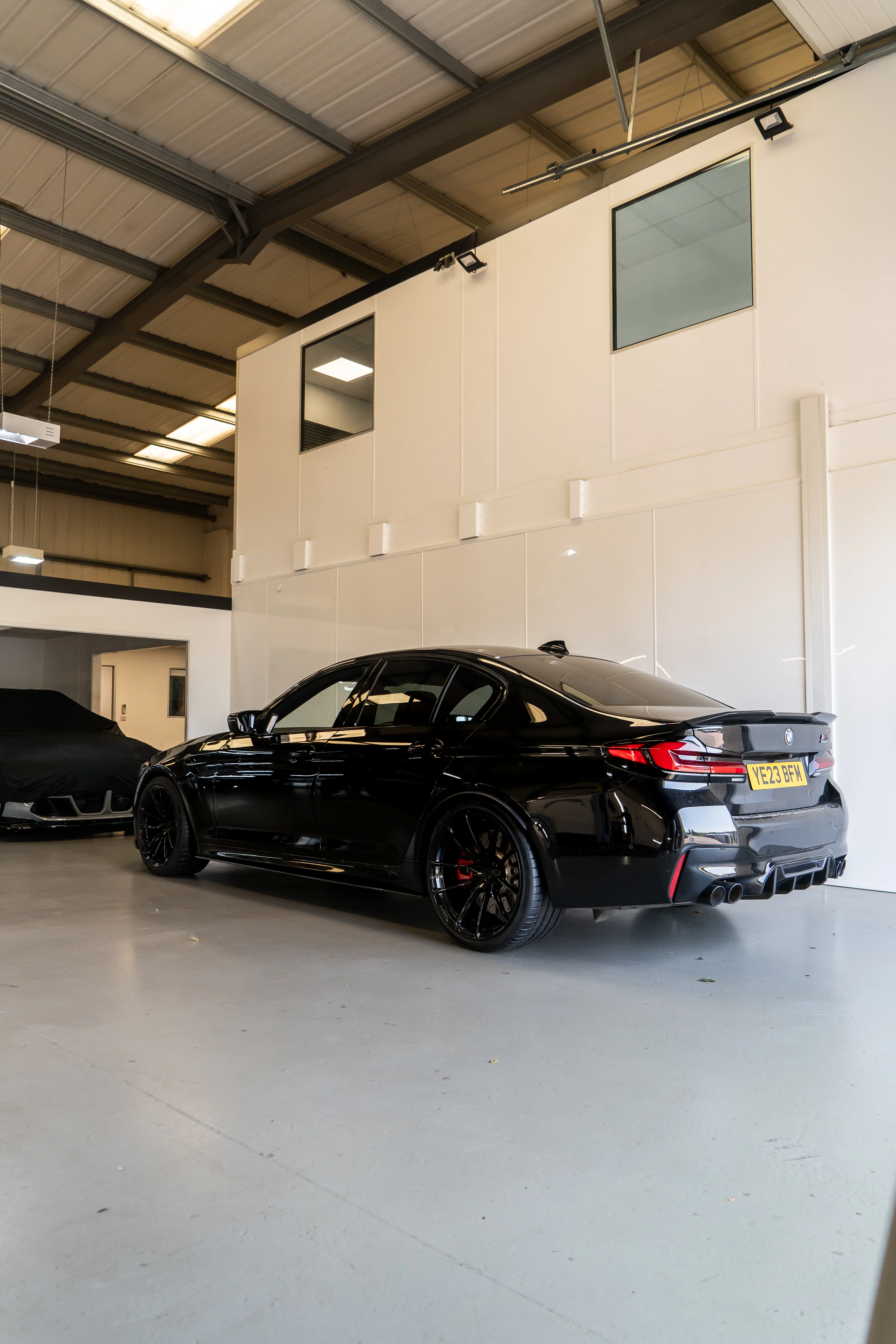 M5 F90 M-W4 20/21" Precision Black Forged Wheels - Image 4
