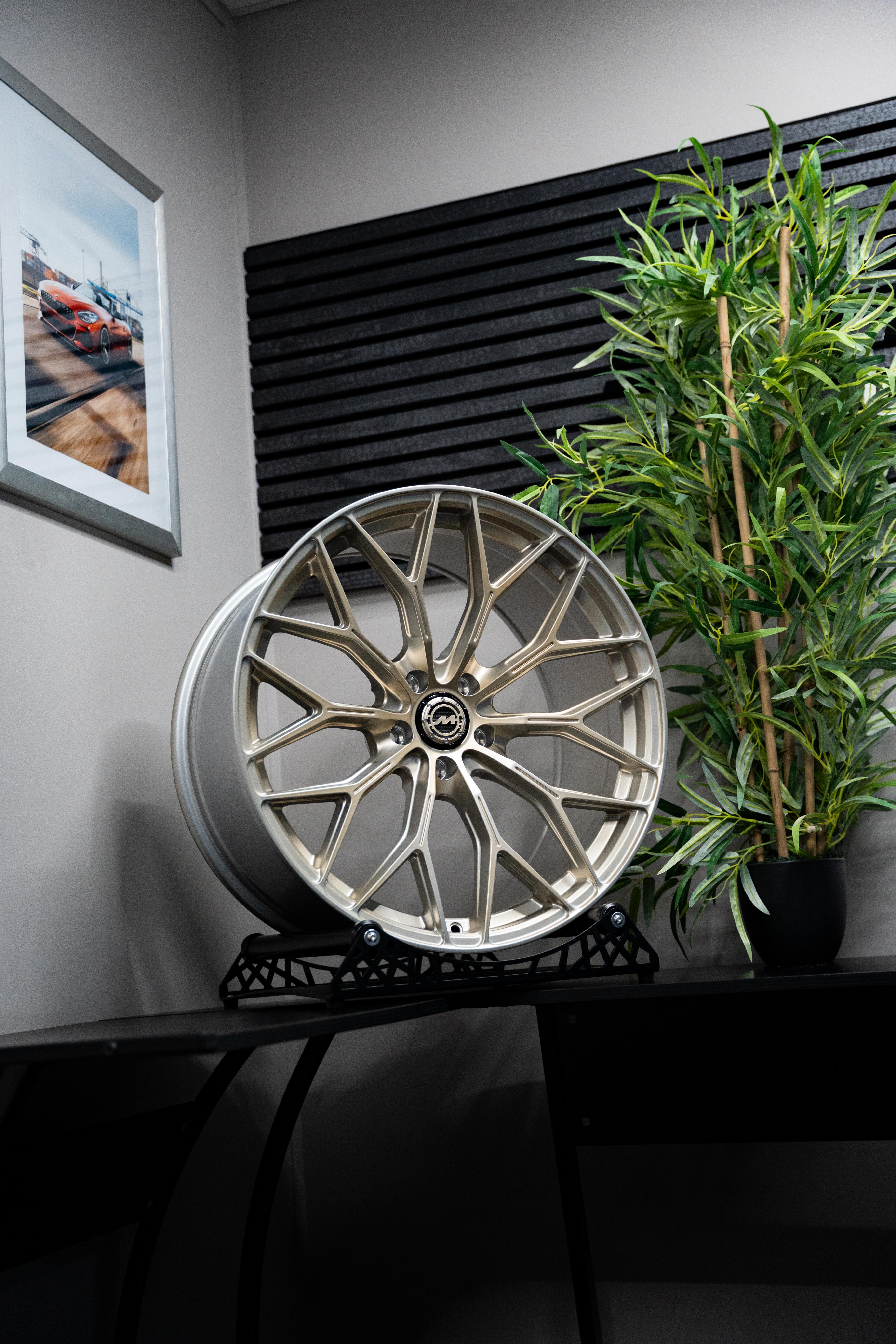 M5 F90 M-WX 20" Frozen Gold Motech Wheel