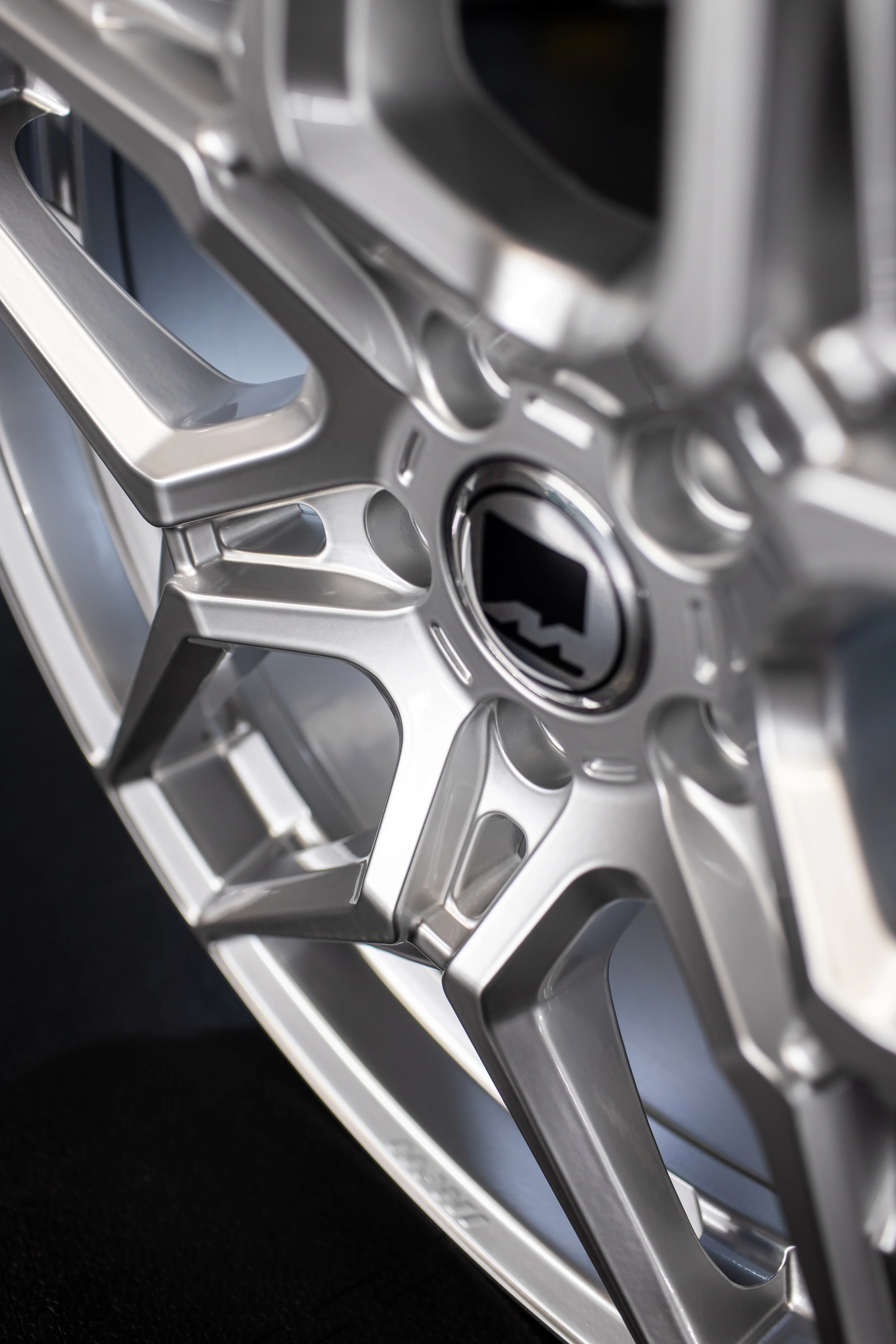 Mini Cooper J01 M-W1 19" Gloss Polished Motech Wheel - Image 4