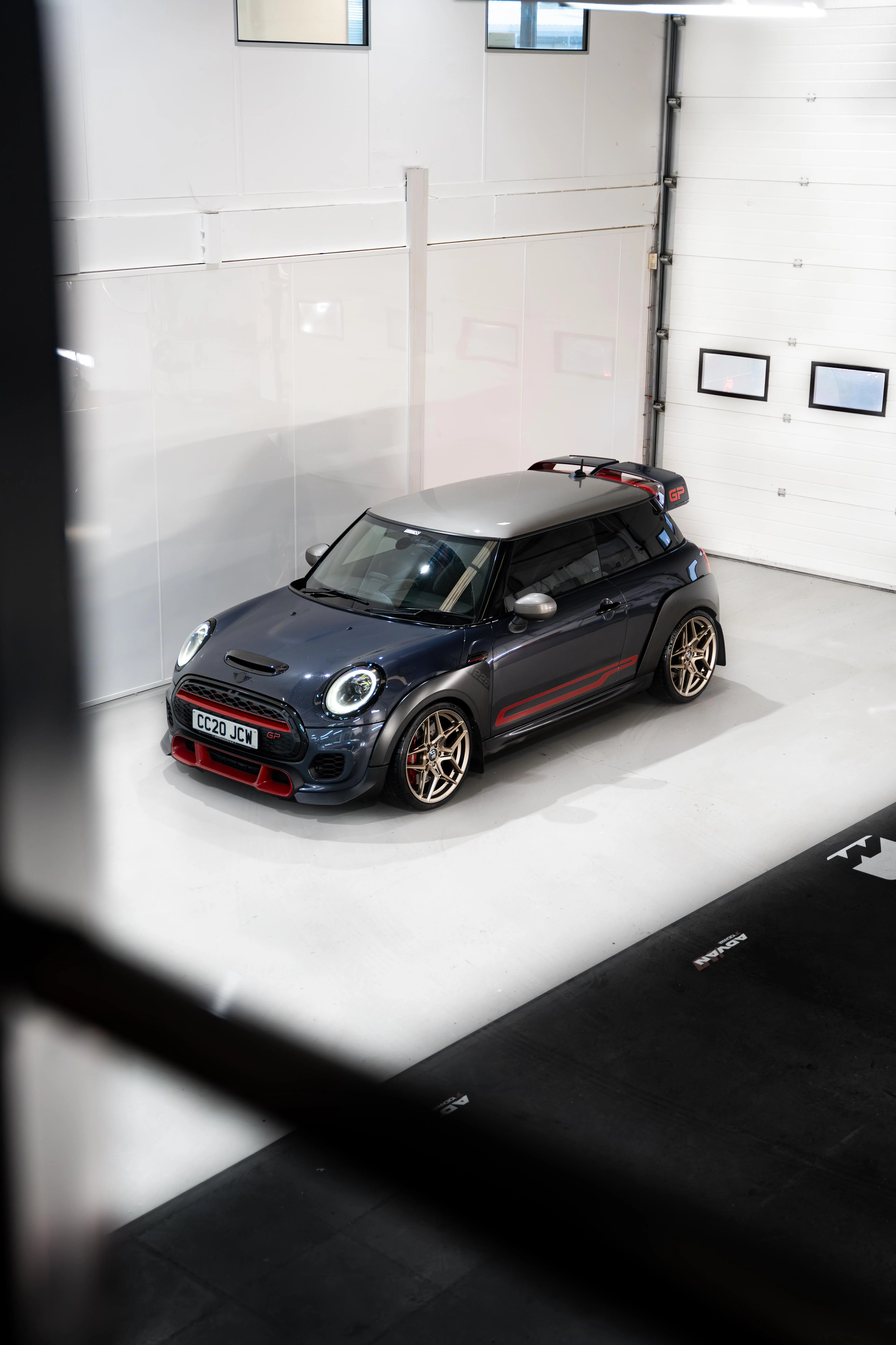 Mini F56 GP3 M-W1 19" Neodyme Gold Wheels - Image 4