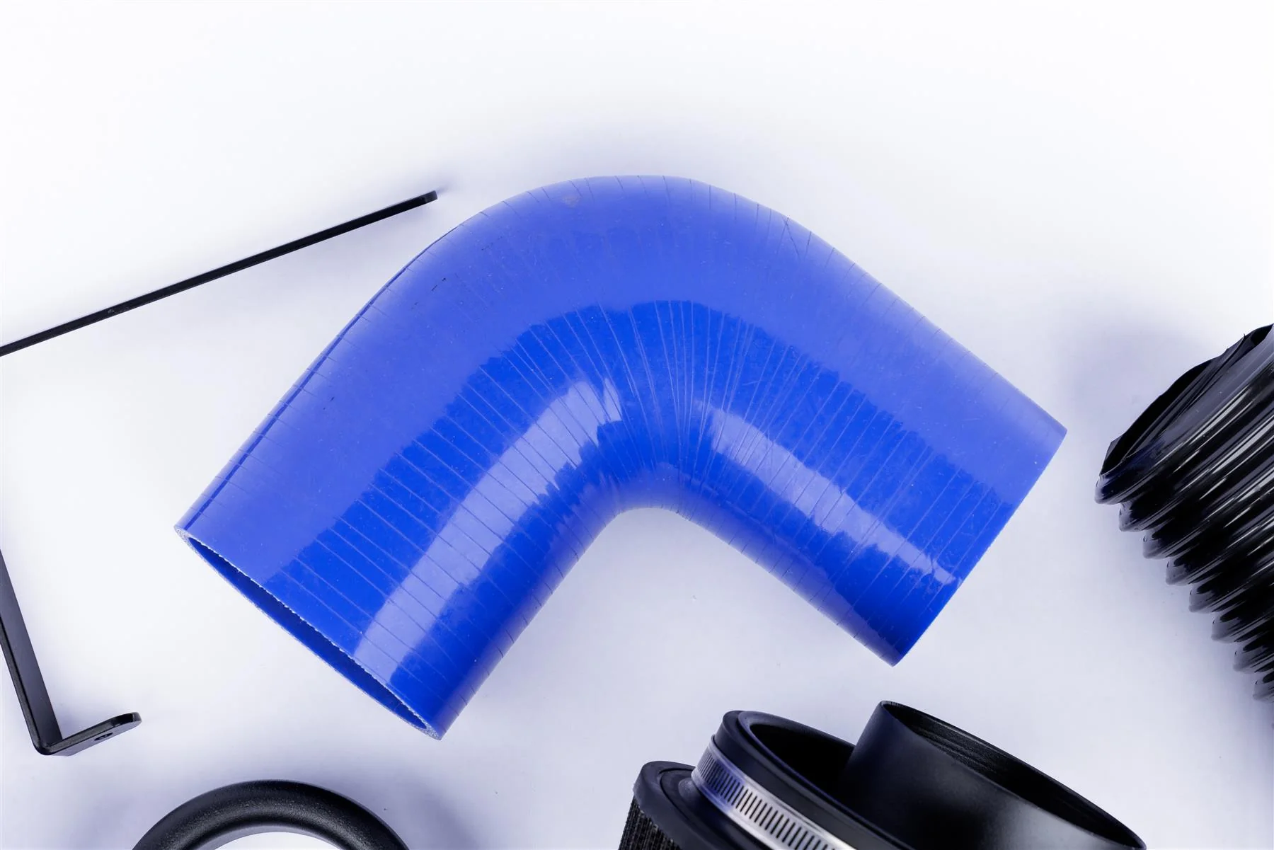 Performance Pleated Induction Kit for VW MK5 Golf R32 3.2 V6 - Blue Hoses - Image 5