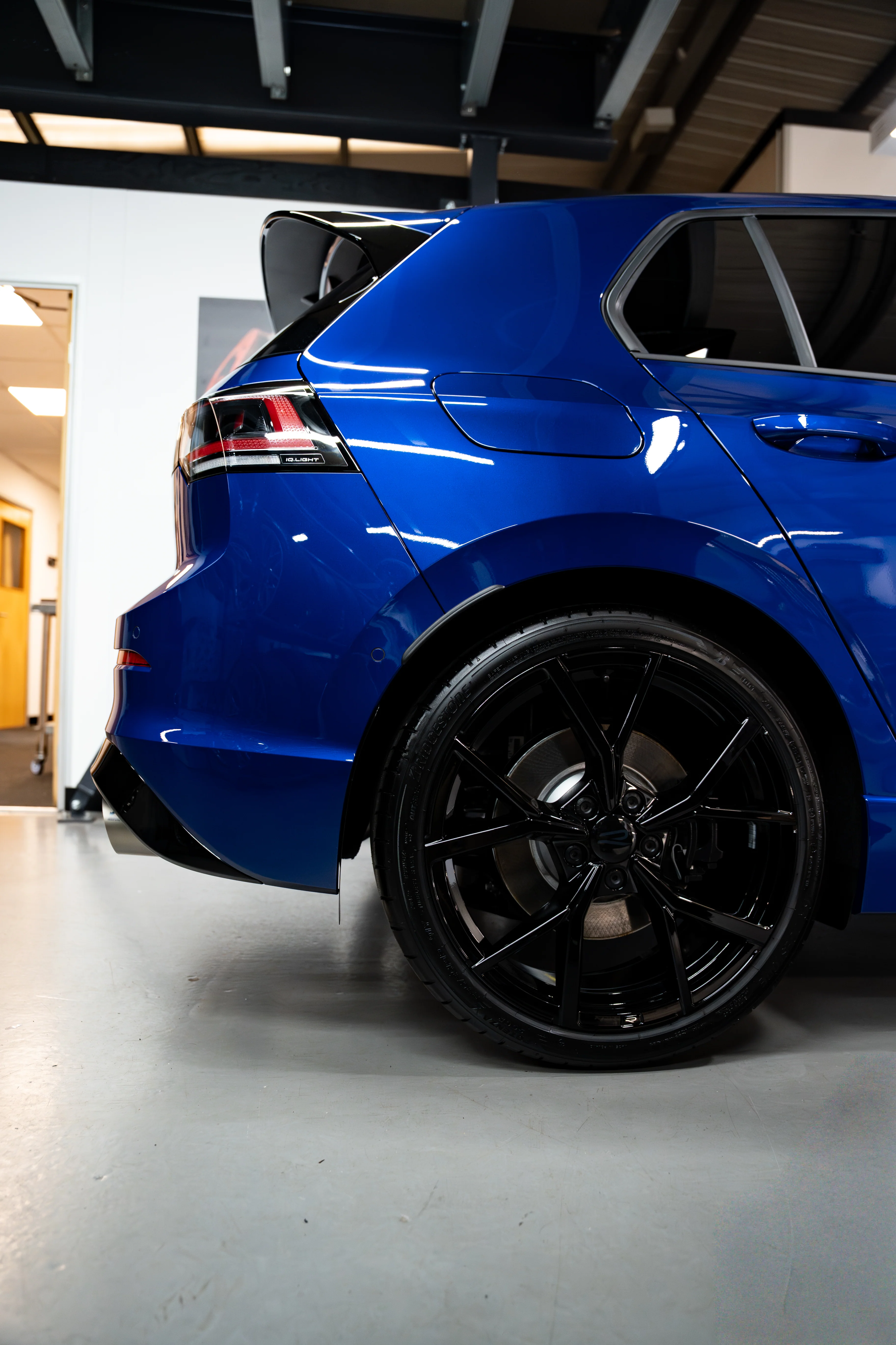 AP VW Golf R Mk8 Carbon Fibre Arch Guards - Image 7
